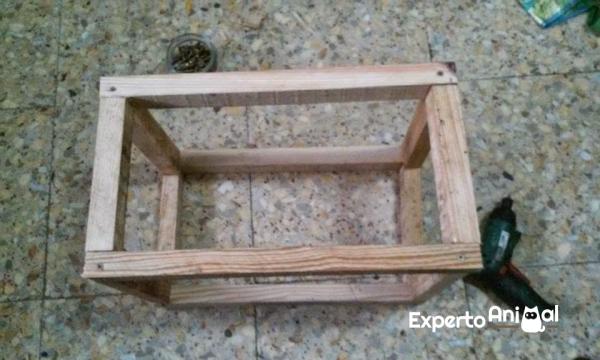 Jak zrobić drewniany domek dla kota?  - Kroki przed montażem domku
